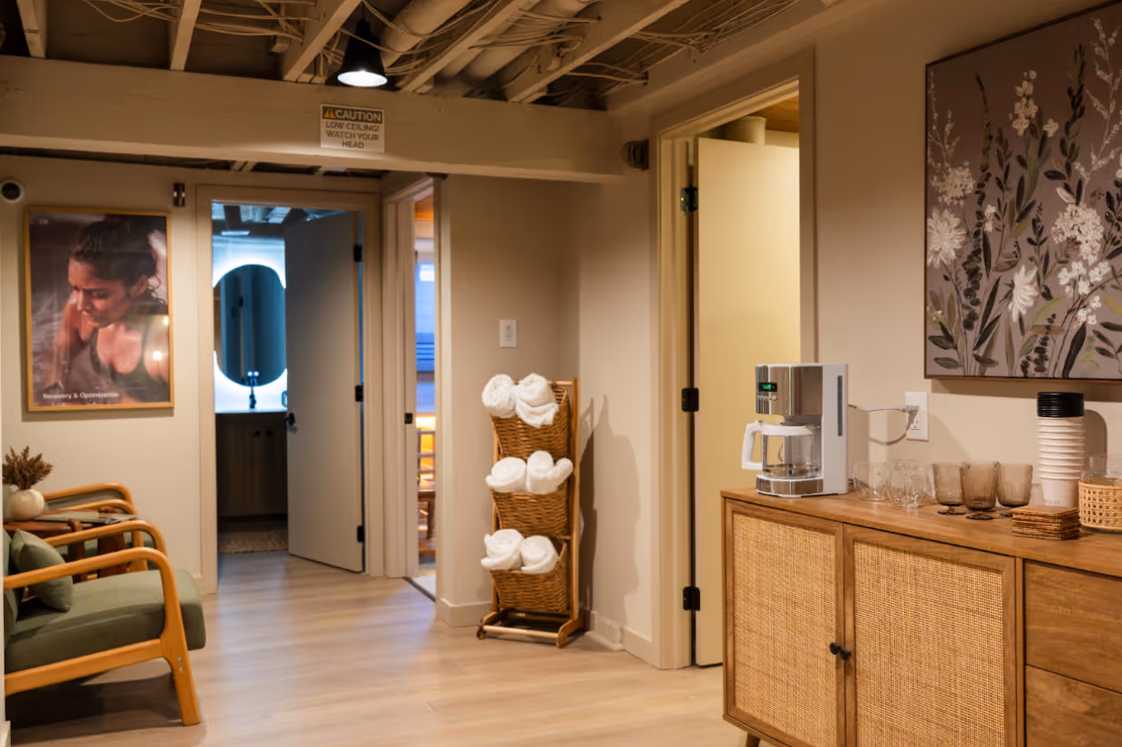 Previvo recovery room with seating and wellness equipment